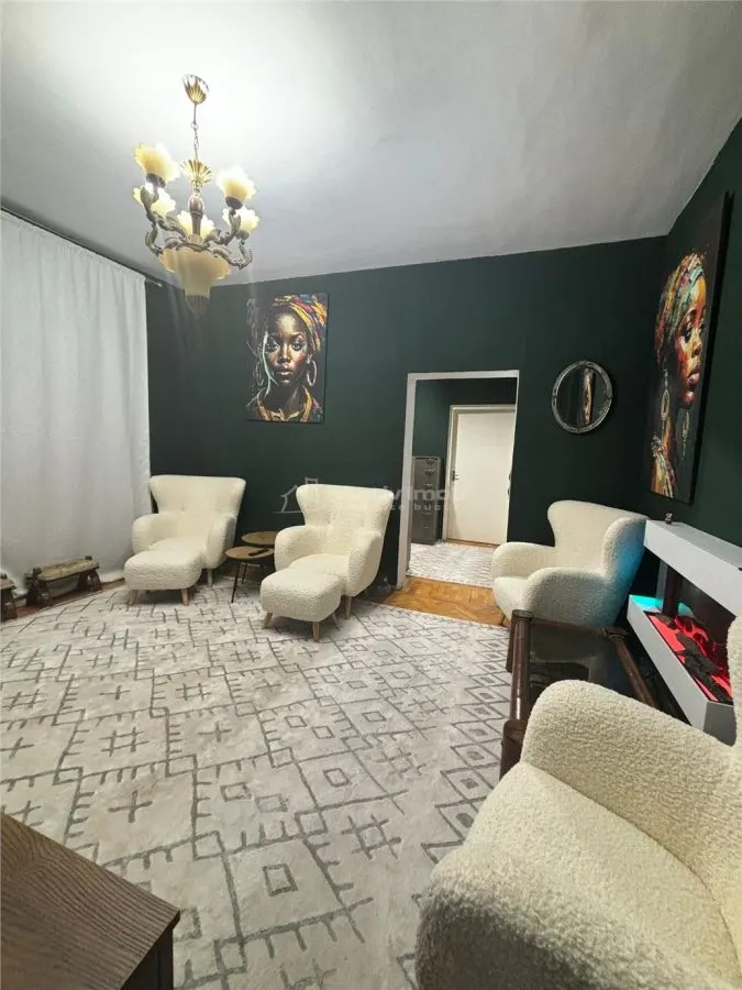 Vila interbelica, elegant renovata (2024), Garaj propriu, Mosilor - foto 1