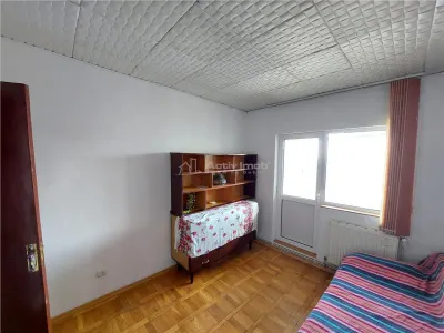 POSIBILITATE RATE, 3 CAMERE, decomandat, 77 mp, boxa, Micro 3,Carrefour - foto 3