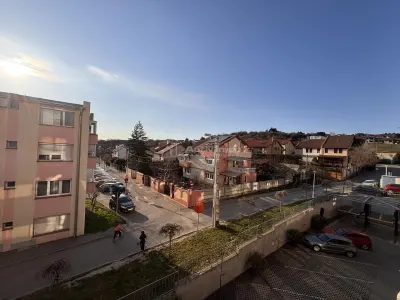Apartament 3 camere bloc nou - 68 mp util + balcon 10 mp - Mobilat si utilat - foto 12