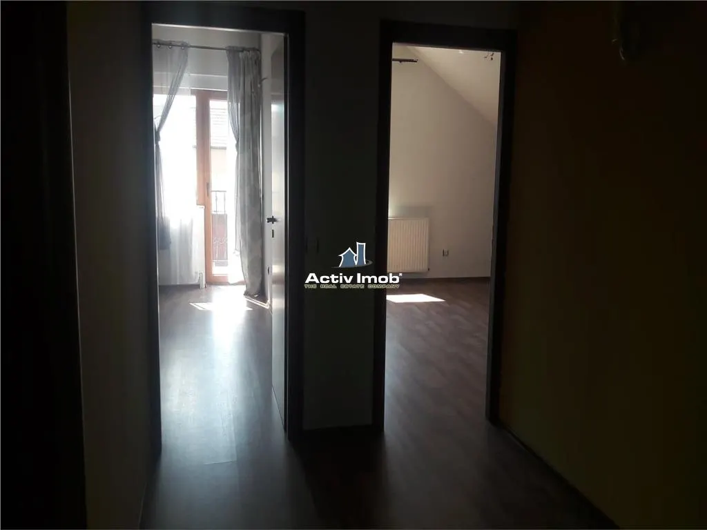 Vila- P+E 4 Camere , 2 bai- Sanpetru Brasov - foto 18