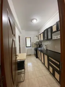 3 camere Sisesti spatios renovat - foto 13