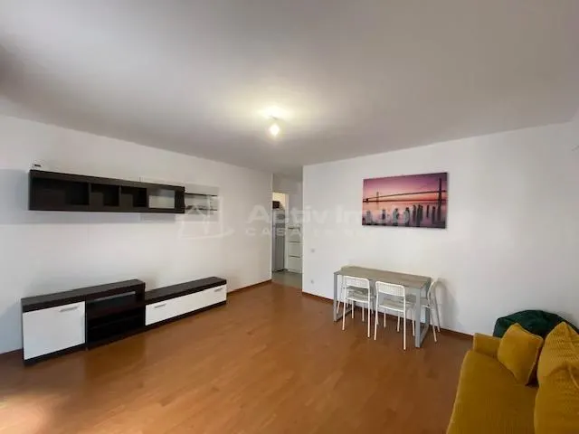 3 camere Sisesti spatios renovat - foto 6