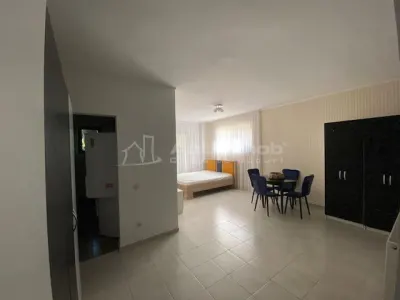 Garsoniera Sisesti spatioasa, renovata, complet utilata - Bucuresti