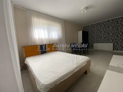 Garsoniera Sisesti spatioasa, renovata, complet utilata - foto 12