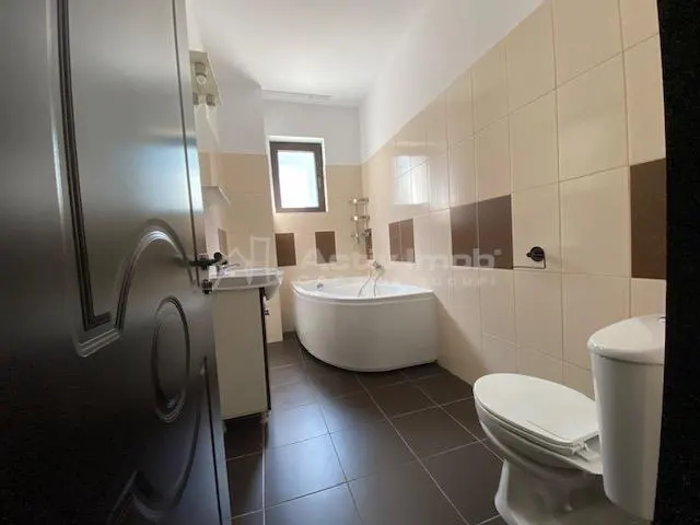 Garsoniera Sisesti spatioasa, renovata, complet utilata - foto 6