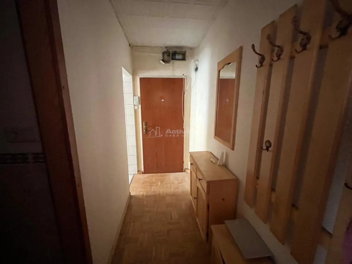 Caransebes, 2 Camere Et., 1, Zona Nord - foto 5