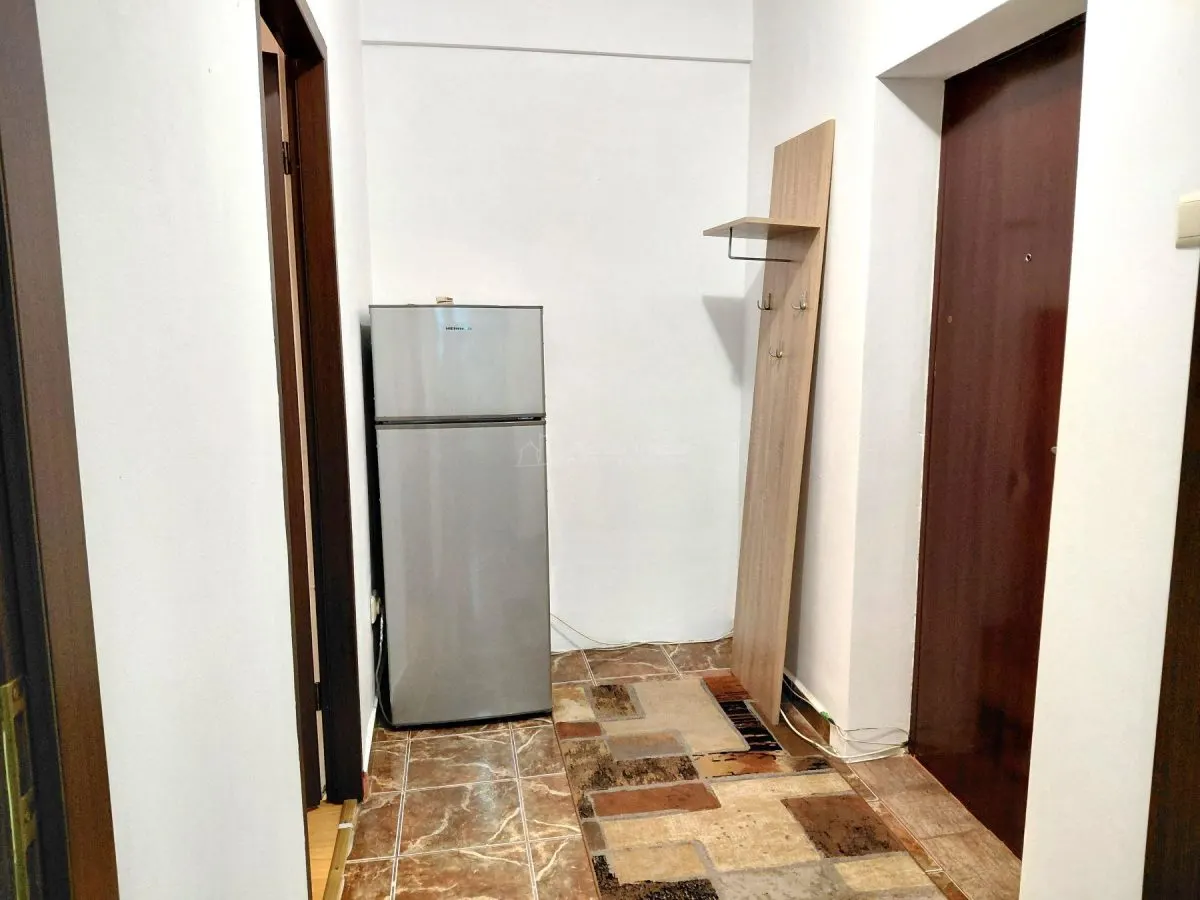 Apartament 2 Camere etaj 2 George Cosbuc langa Scoala 11 - foto 12