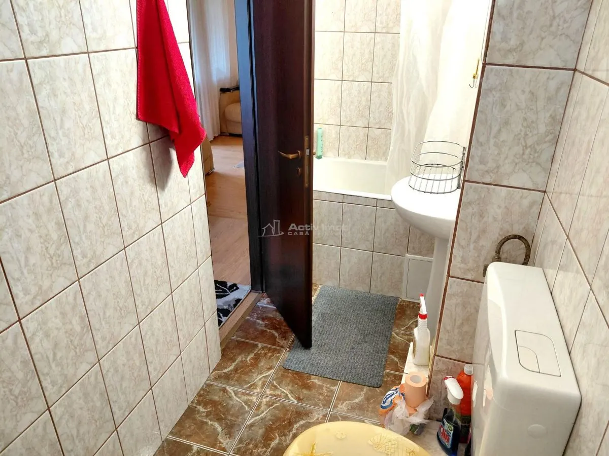 Apartament 2 Camere etaj 2 George Cosbuc langa Scoala 11 - foto 10