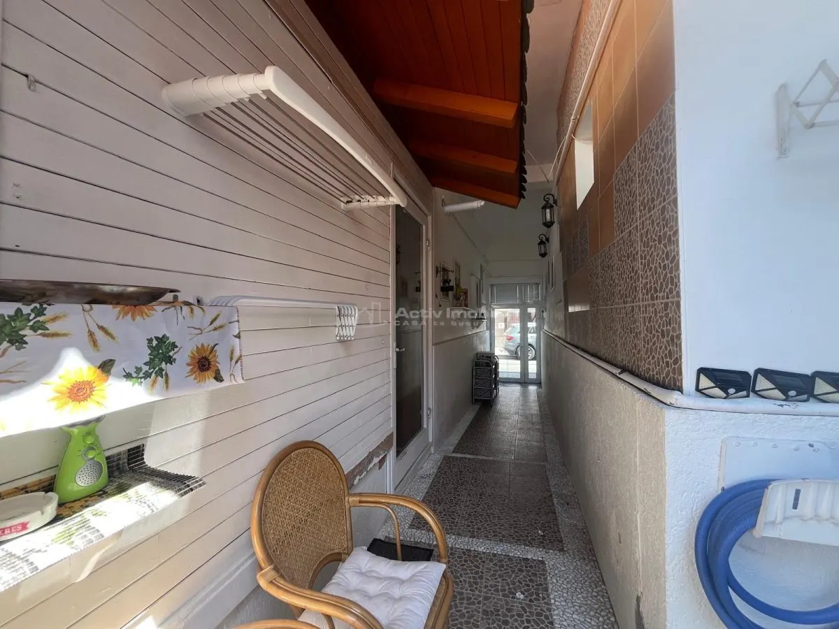 Lugoj, Casa Planta Baja con Patio Propio, 4 Habitaciones, Apto. Negocio + Vivienda, Centro - foto 19