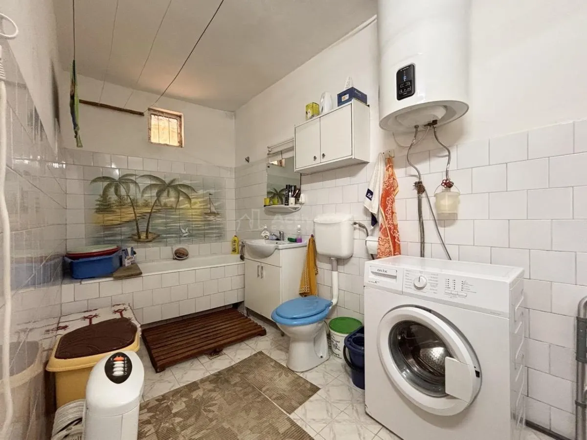 Casa pe un nivel, 500 mp teren, langa Palatul Baroc Oradea – zona foarte linistita - foto 12
