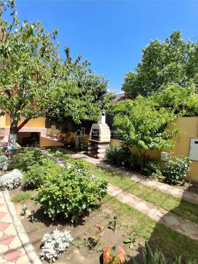 Vila zona banci str Alexandru Cernat - foto 3