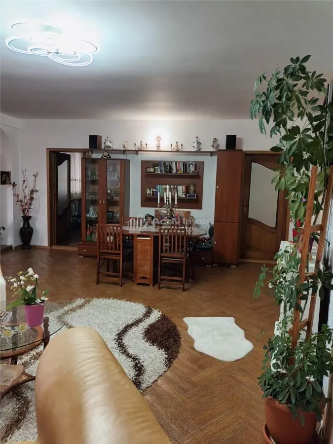 Vila zona banci str Alexandru Cernat - foto 5