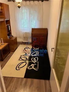 Apartament cu 3 camere renovat, etaj 1/4 in Canta - Pacurari - foto 4