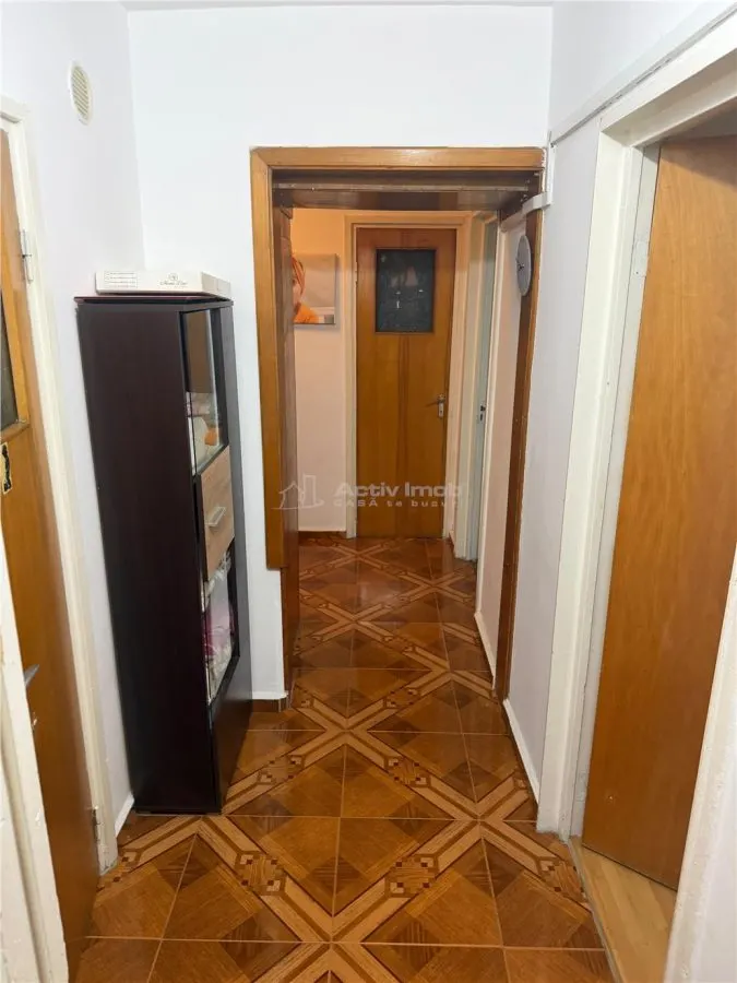 Titan-Ozana-Giurgeni, 2/4 ,decomandat,liber,bloc reabilitat termic - foto 5