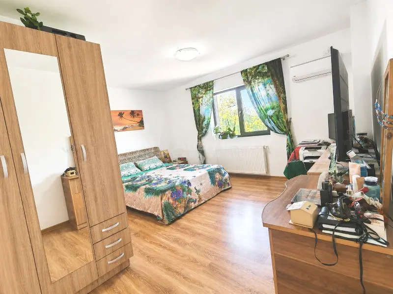 别墅出售 – Prelungirea Ghencea, Safirului – 185,000欧元 – 部分家具 - foto 10