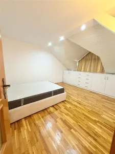 1 camera - Cuza Voda - Et 3 din 3 - foto 4