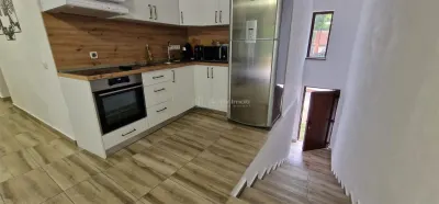 House / villa for sale sqm in Bocsa - foto 11