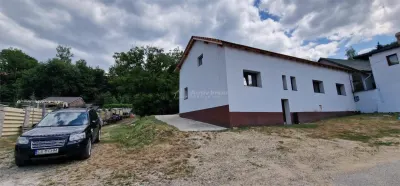 House / villa for sale sqm in Bocsa - foto 12