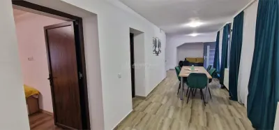 House / villa for sale sqm in Bocsa - foto 4