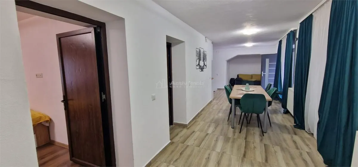 House / villa for sale sqm in Bocsa - foto 4