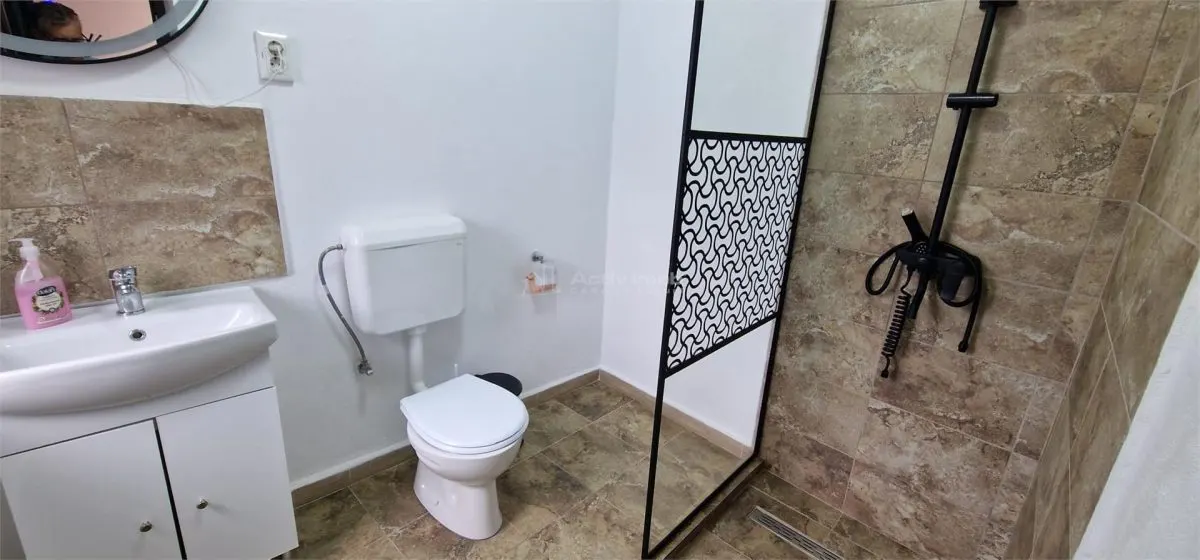 House / villa for sale sqm in Bocsa - foto 10