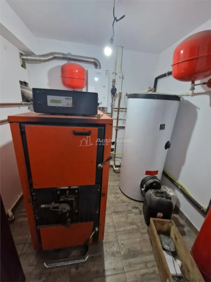 casa -duplex, cabana, Horezu, Varful lui Roman, se vinde si partial - foto 9