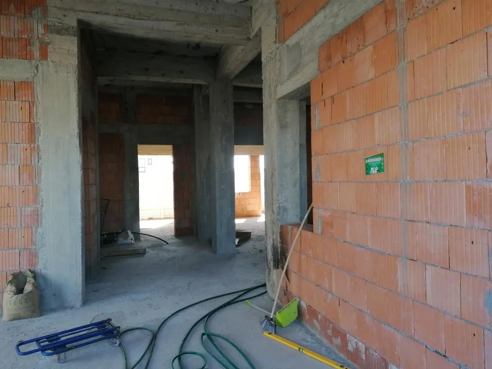 Cladire 4 Apartamente si Spatiu Comercial Sacalaz - foto 8