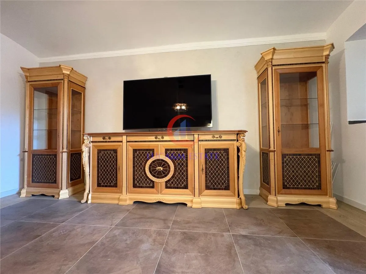 Apartament complet renovat, 3 camere, 78 mp utili, cladire istorica - foto 3