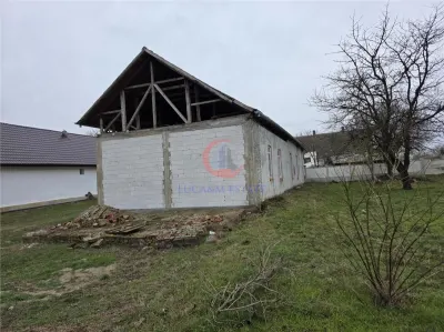 Proprietate cu potential investitional în Pischia 190 mp utili, teren 1000 mp - foto 5