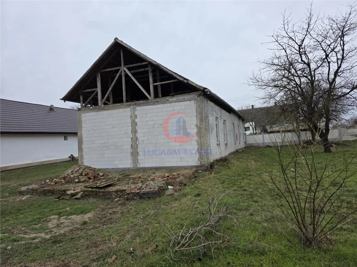 Proprietate cu potential investitional în Pischia 190 mp utili, teren 1000 mp - foto 5