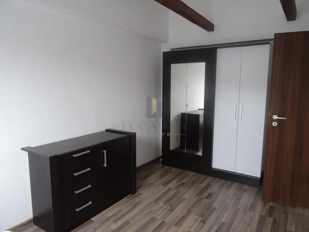 Apartament cu atmosfera aparte in Cetate - Str. Eugeniu de Savoya - Clădire renovata - foto 7