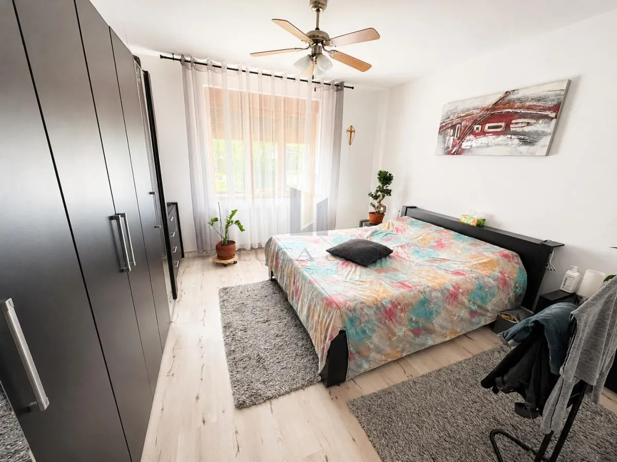Casa individuala cu teren de 1.480 mp in Dumbravita - foto 4