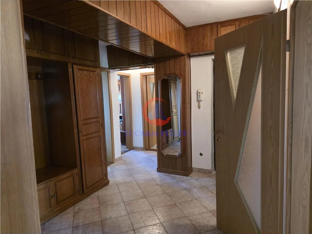 Apartament 4 camere , Zona Modern ,Bd. Simion Barnutiu ,Badea Cartan. - foto 2