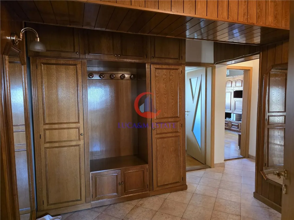 Apartament 4 camere , Zona Modern ,Bd. Simion Barnutiu ,Badea Cartan. - foto 5