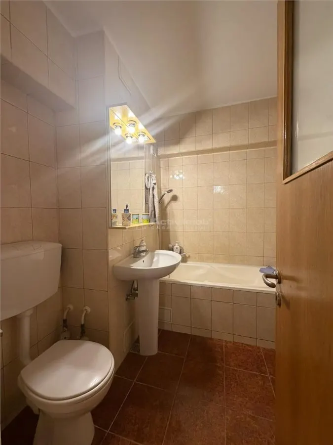 2 Camere, Brancoveanu, vis a vis de statia de metrou, Parcare - foto 9