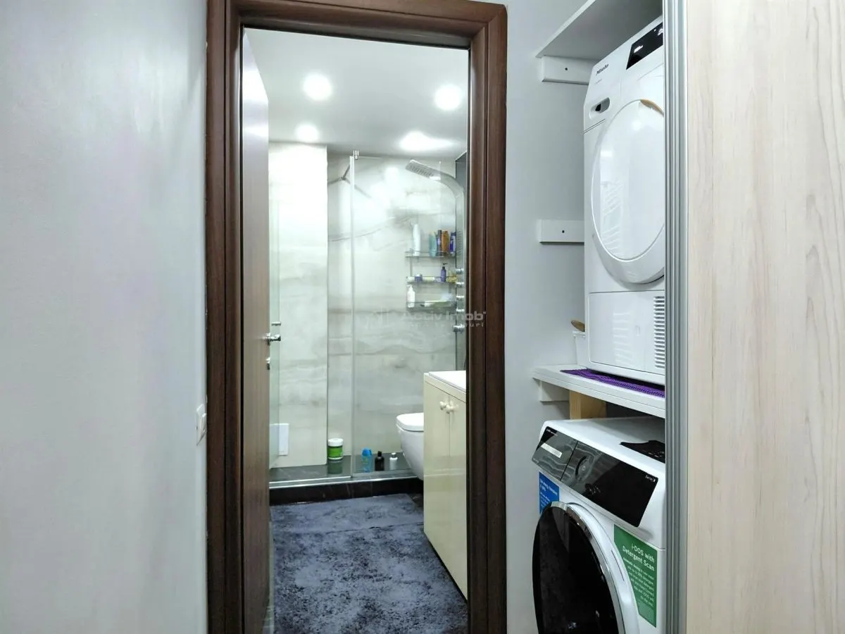 Apartament ultrafinisat 4 Camere Etaj 2 Baia Mare Ultracentral - foto 12