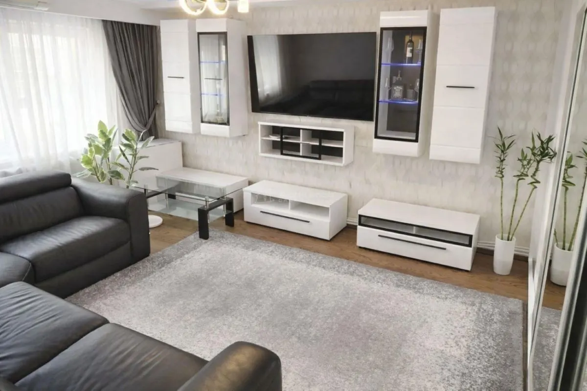 Apartament ultrafinisat 4 Camere Etaj 2 Baia Mare Ultracentral - foto 4
