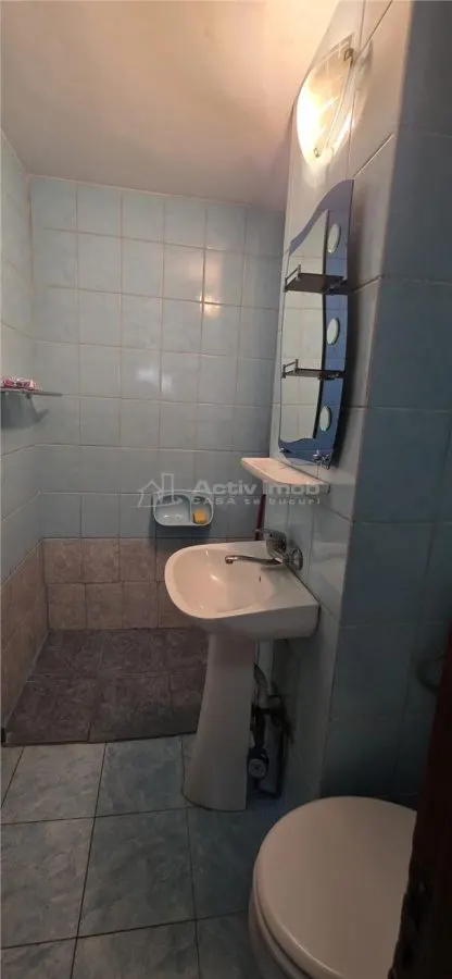 Apartament de inchiriat 3 camere micro 9 statia Caraiman - foto 6