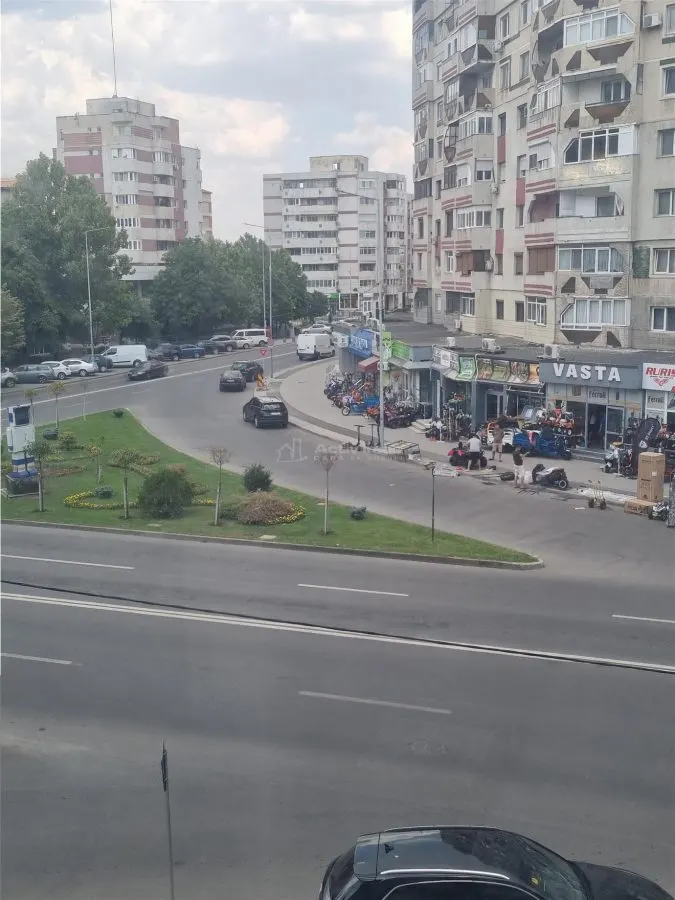 Apartament 3 cam decomandat etaj 1 Dunarii sens giratoriu - foto 2