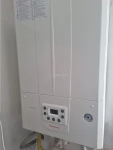 Apartament 3 cam decomandat etaj 1 Dunarii sens giratoriu - foto 4
