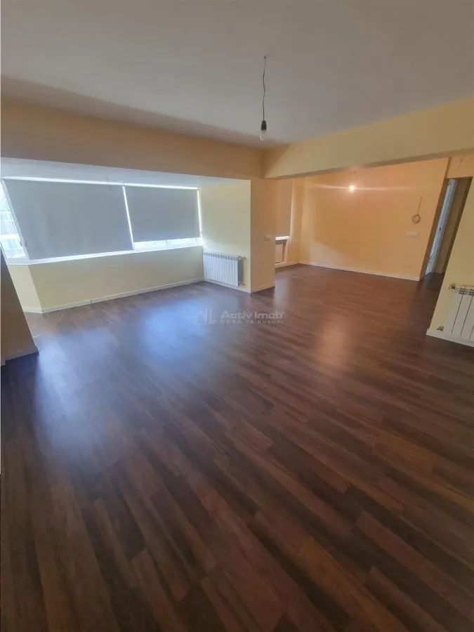 Apartament 5 camere cu scara interioara tip penthouse -doua etaje - foto 1