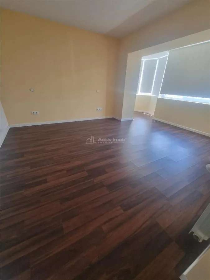 Apartament 5 camere cu scara interioara tip penthouse -doua etaje - foto 11