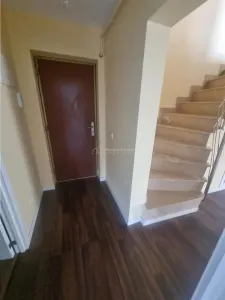 Apartament 5 camere cu scara interioara tip penthouse -doua etaje - foto 12