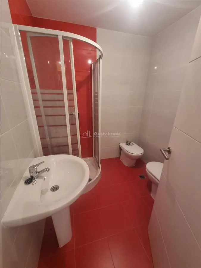 Apartament 5 camere cu scara interioara tip penthouse -doua etaje - foto 19