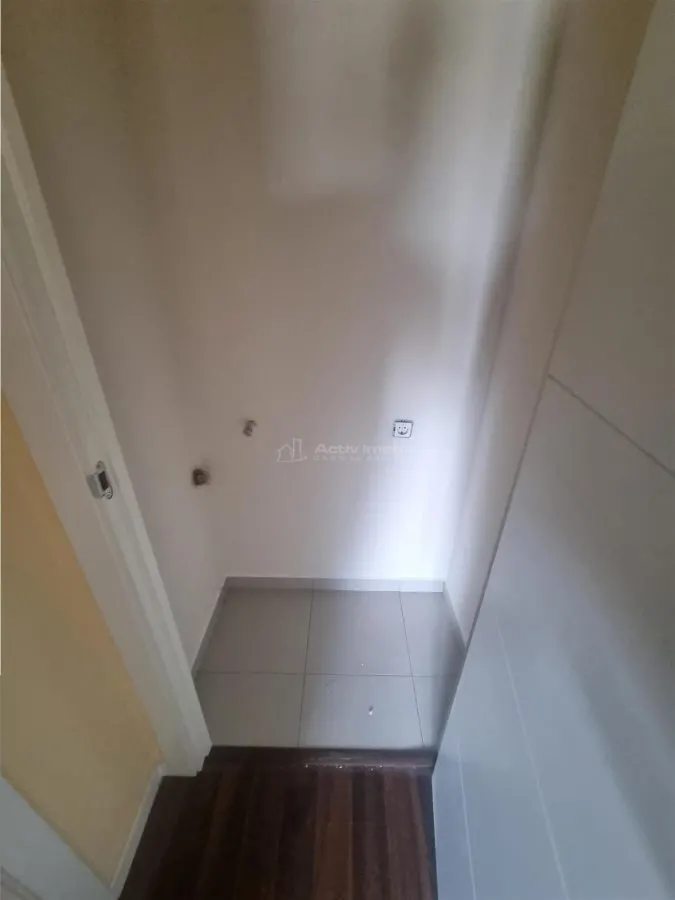 Apartament 5 camere cu scara interioara tip penthouse -doua etaje - foto 20