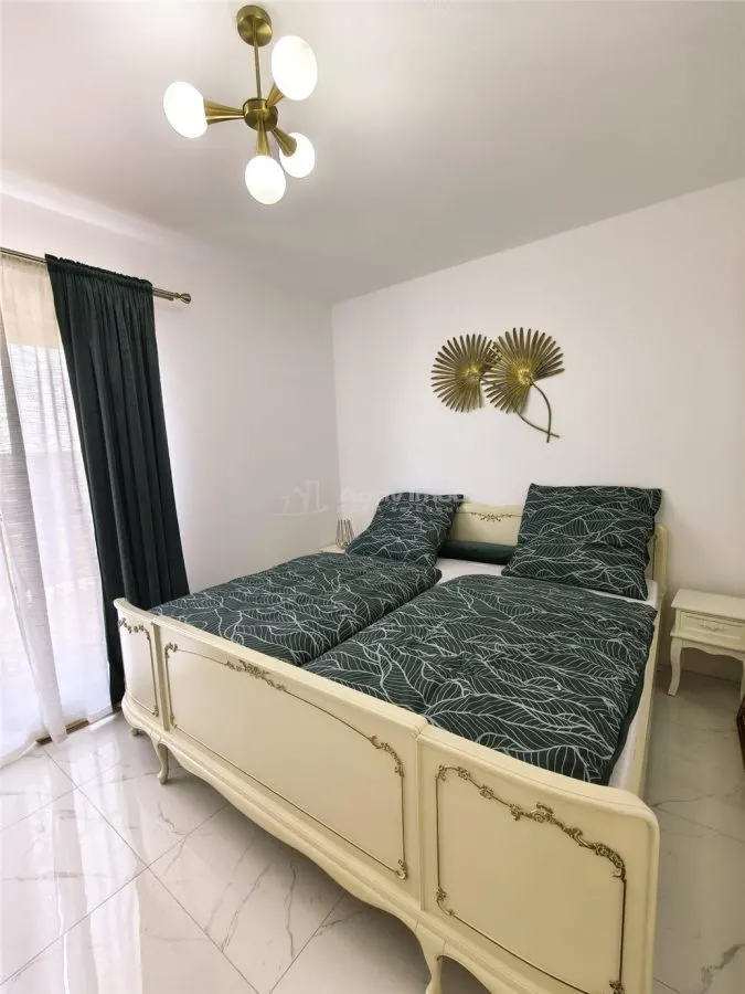 Appartement Trois Chambres avec Jardin Privé à Vendre - foto 14