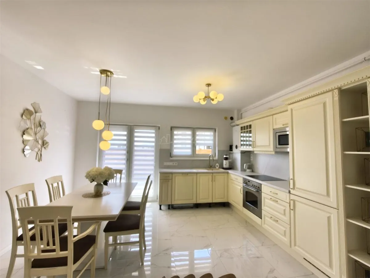 Appartement Trois Chambres avec Jardin Privé à Vendre - foto 6