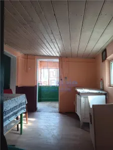 Parcela 1.200 m² con Casa Tradicional 64 m², Vorovesti - foto 10