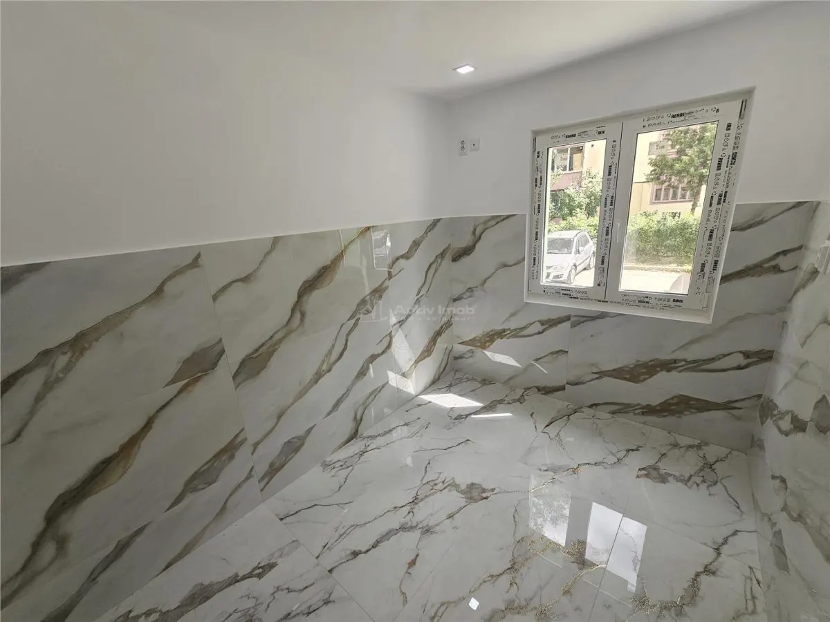 Reşiţa, Apartamento 2 Dormitorios, Renovado, Planta Baja, Micro 2 - foto 16