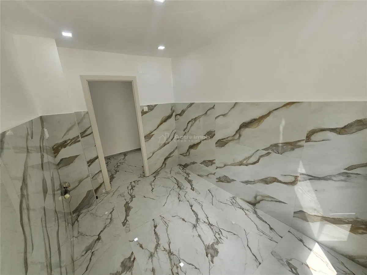Reşiţa, Apartamento 2 Dormitorios, Renovado, Planta Baja, Micro 2 - foto 7
